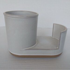 Hearth & Hand NWT Modern Rim Stoneware Kitchen Sink Caddy in Clay/Cream